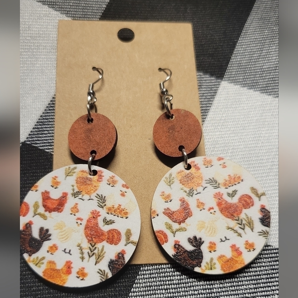 NWOT wooden circle chicken design earrings